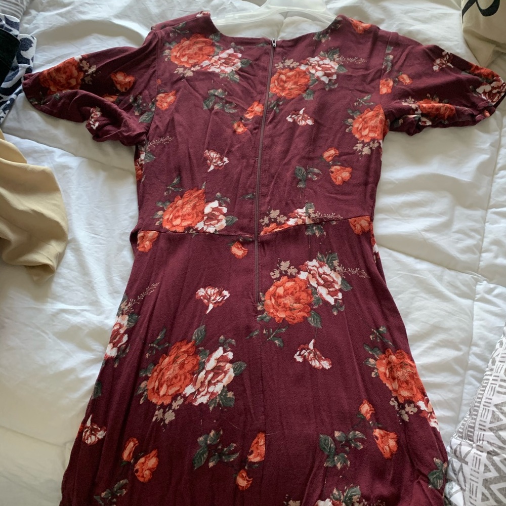 Dress - Picture 3 of 3